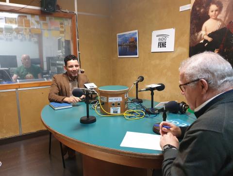 O doutor Alberto Luna en Radio Fene