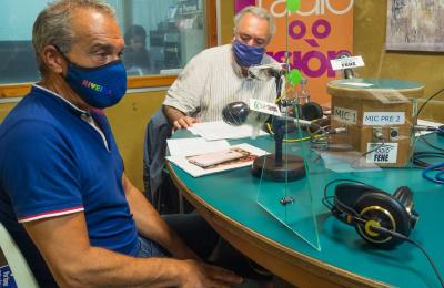 Antonio Piñeiro e Antonio Tizón no clube de lectura de Radio Fene